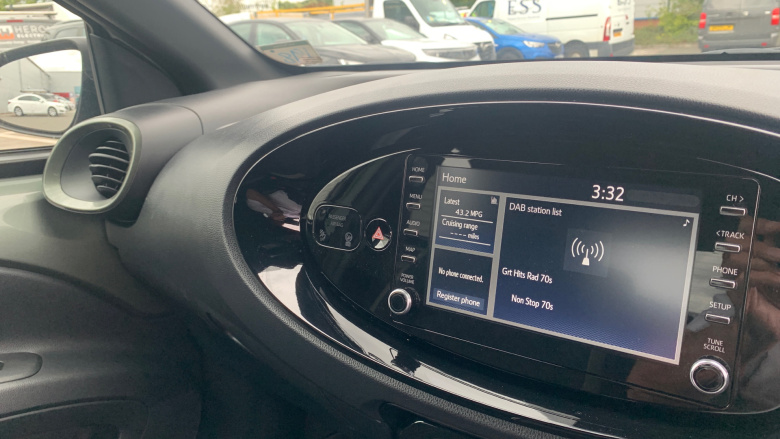 Toyota Aygo X 1.0 VVT-i Edge 5dr Petrol Hatchback